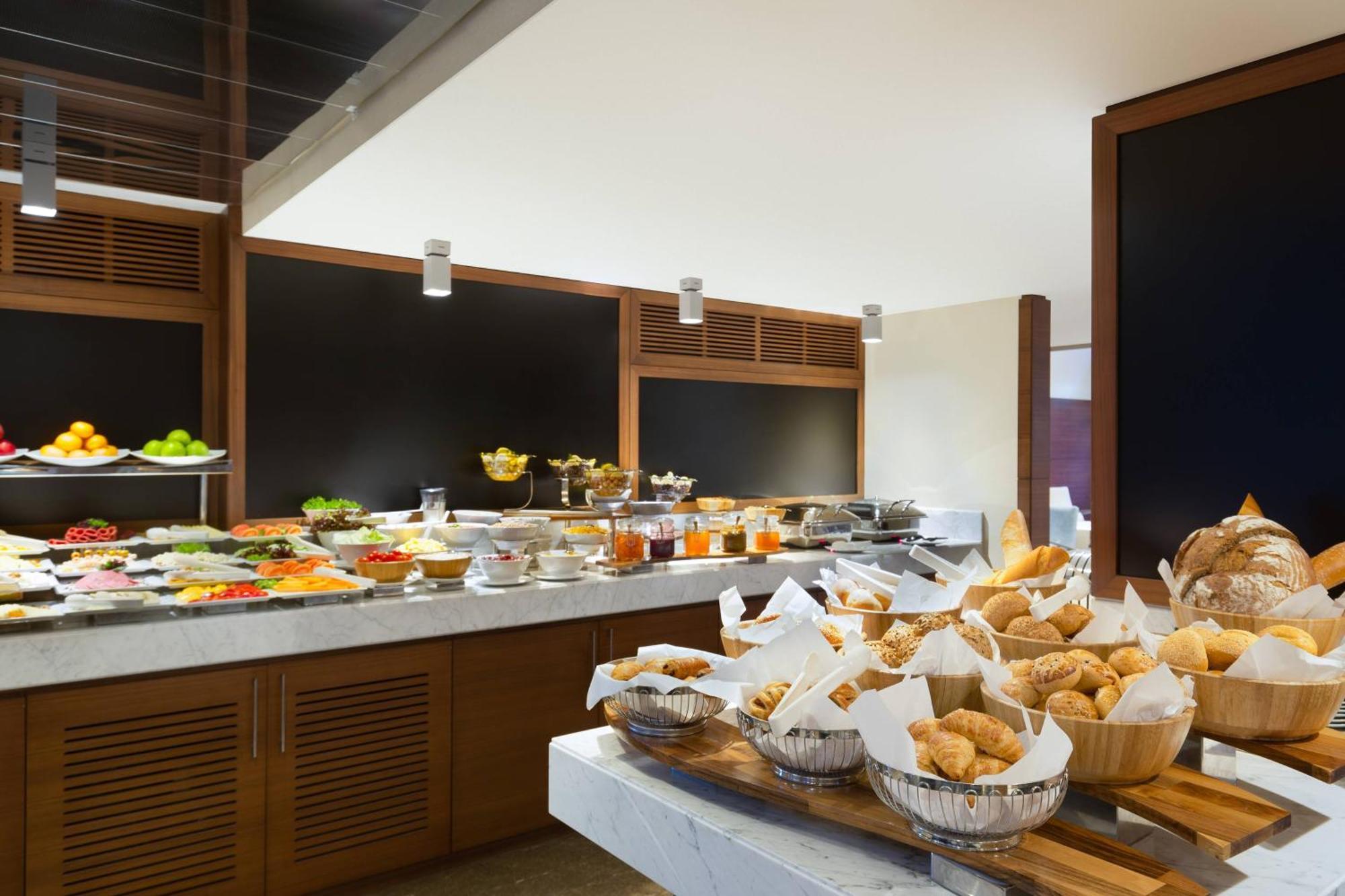 Ac Hotel Istanbul Macka — Photos 3